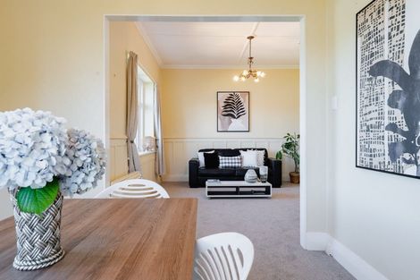 Photo of property in 21 Adderley Terrace, Ravensbourne, Dunedin, 9022