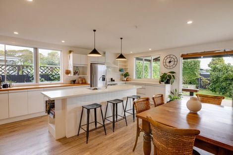 Photo of property in 21 Flaxmere Avenue, Flaxmere, Hastings, 4120