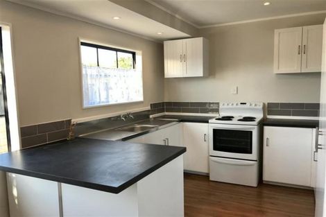 Photo of property in 1/14 View Road, Papakura, 2110