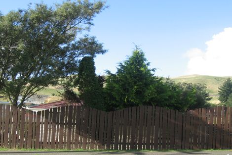 Photo of property in 114 Driver Crescent, Cannons Creek, Porirua, 5024