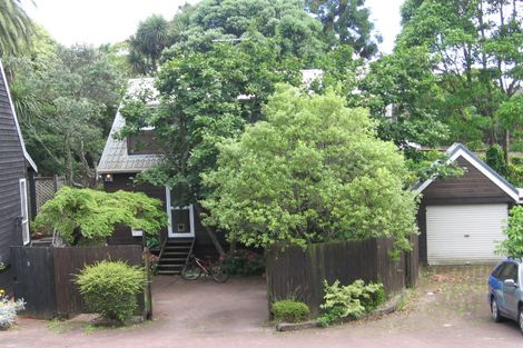 Photo of property in 3/8 Otahuri Crescent, Greenlane, Auckland, 1051