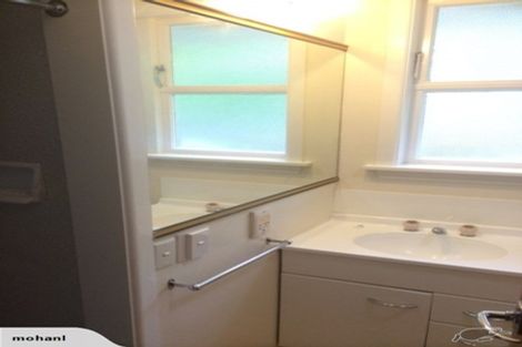 Photo of property in 2/54 Kings Crescent, Hutt Central, Lower Hutt, 5010