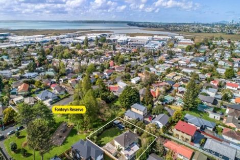 Photo of property in 39 Avondale Road, Avondale, Auckland, 1026
