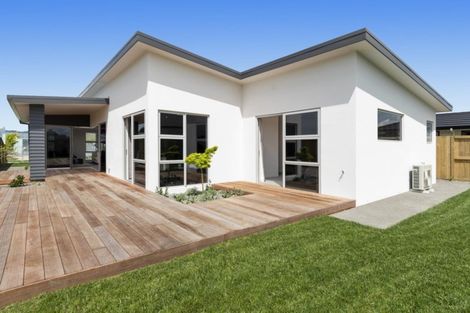 Photo of property in 9 Hanlow Place, Pyes Pa, Tauranga, 3112