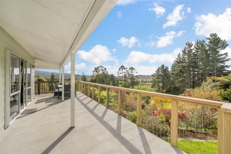 Photo of property in 217 Katherine Mansfield Drive, Whitemans Valley, Upper Hutt, 5371