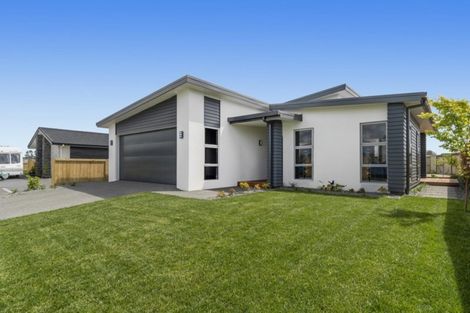 Photo of property in 9 Hanlow Place, Pyes Pa, Tauranga, 3112