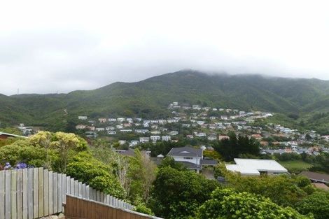 Photo of property in 34 Parklands Drive, Karori, Wellington, 6012