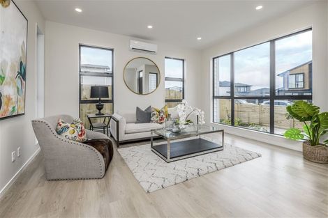 Photo of property in 4 Bendridge Street, Flat Bush, Auckland, 2019