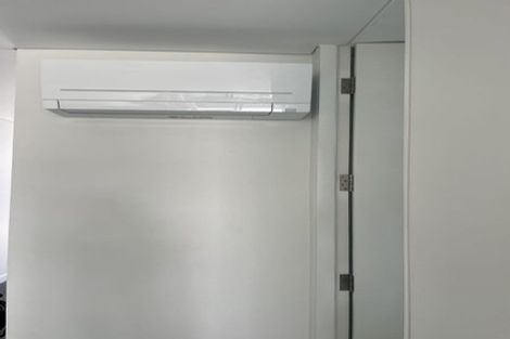 Photo of property in 13 Nugget Avenue, Hobsonville, Auckland, 0616