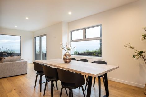 Photo of property in 16b Hine Street, New Plymouth, 4310