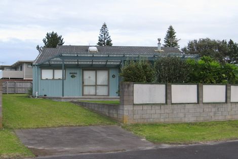 Photo of property in 18 Dungarvon Place, Omaha, 0986