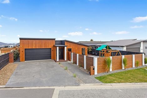Photo of property in 28 Wakeman Way, Kaiapoi, 7630