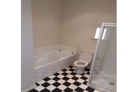 Photo of property in 37 Raroa Road, Kelburn, Wellington, 6012