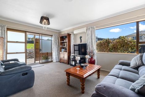 Photo of property in 2 Chester Street, Judea, Tauranga, 3110