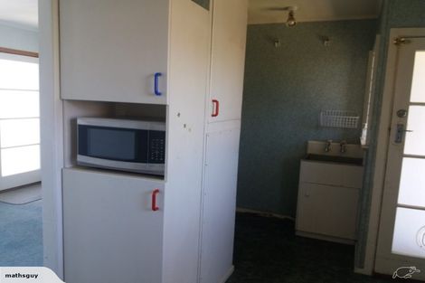 Photo of property in 1/3a Huapai Street, Onehunga, Auckland, 1061