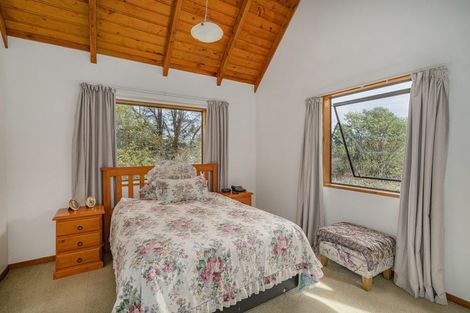 Photo of property in 5b Pohutukawa Grove, Whitianga, 3510