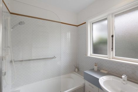 Photo of property in 6a Makora Street, Fendalton, Christchurch, 8041