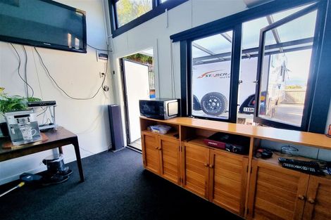 Photo of property in 37a Wairau Road, Picton, 7220