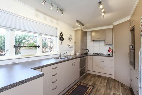 Photo of property in 48 Scott Avenue, Mangere Bridge, Auckland, 2022