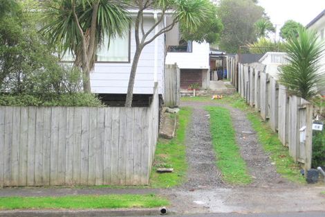 Photo of property in 1/66 Kamara Road, Glen Eden, Auckland, 0602