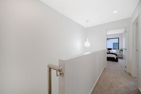 Photo of property in 73 Whare Kauri Road, Papakura, 2110