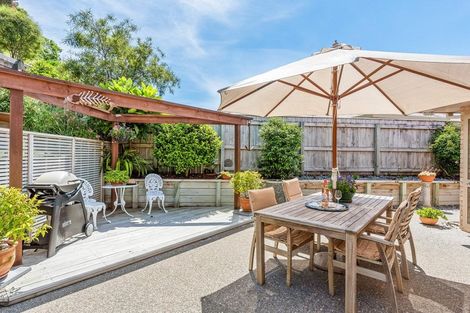 Photo of property in 8 Leanne Way, Waikanae Beach, Waikanae, 5036