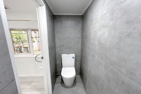 Photo of property in 22 Botany Road, Howick, Auckland, 2010