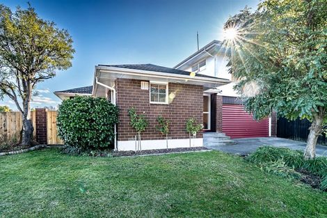 Photo of property in 7 Apsley Drive, Russley, Christchurch, 8042