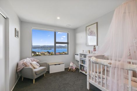 Photo of property in 8 Imran Terrace, Khandallah, Wellington, 6035