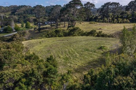 Photo of property in 15 Elmore Road, Paremoremo, Auckland, 0793