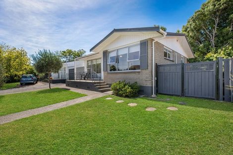 Photo of property in 1/40 Hope Farm Avenue, Pakuranga Heights, Auckland, 2010
