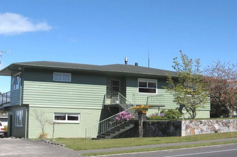 Photo of property in 715 Acacia Bay Road, Acacia Bay, Taupo, 3330