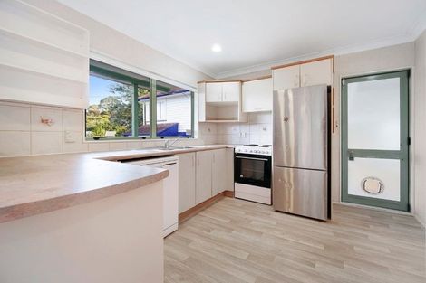 Photo of property in 67 Rangeview Road, Sunnyvale, Auckland, 0612