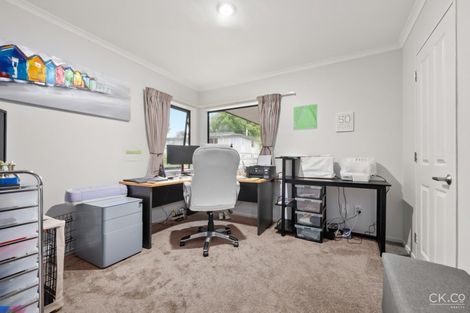 Photo of property in 4 Beechwood Way, Te Marua, Upper Hutt, 5018