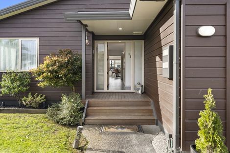 Photo of property in 75 Kamara Road, Glen Eden, Auckland, 0602