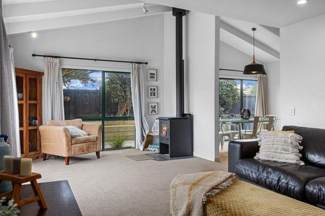 Photo of property in 3 Chilton Drive, Mairehau, Christchurch, 8052