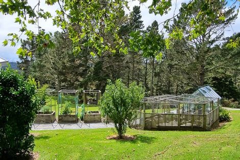 Photo of property in 44 Warman Road, Okura, Albany, 0792