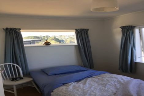 Photo of property in 4 O'donn Avenue, Beach Haven, Auckland, 0626