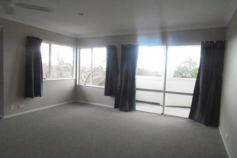 Photo of property in 1/100 Simmental Crescent, Somerville, Auckland, 2014