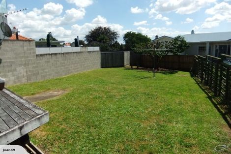 Photo of property in 32 Lake Crescent, Hamilton Lake, Hamilton, 3204