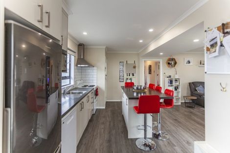 Photo of property in 145 Riverbend Road, Onekawa, Napier, 4110