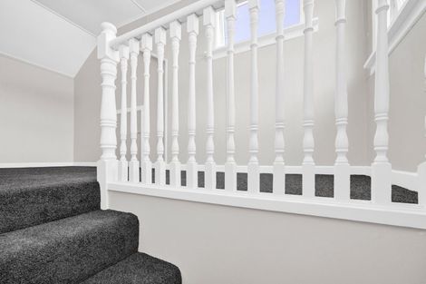 Photo of property in 1354 Devon Road, Brixton, Waitara, 4382