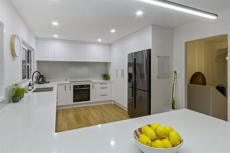 Photo of property in 2/101 Kowhai Road, Mairangi Bay, Auckland, 0630