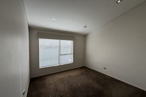 Photo of property in 24 Clovelly Road, Bucklands Beach, Auckland, 2012