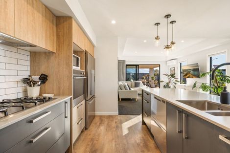 Photo of property in 1 Smitham Drive, Cromwell, 9310