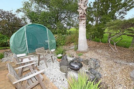 Photo of property in 21 Pakiri Road, Leigh, Warkworth, 0985