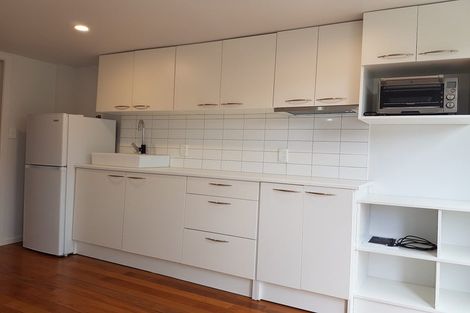 Photo of property in 6 Eaglen Place, Howick, Auckland, 2010