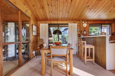 Photo of property in 64 Utuhina Road, Springfield, Rotorua, 3015