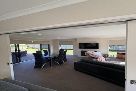 Photo of property in 2 Alva Glen Place, Pyes Pa, Tauranga, 3112