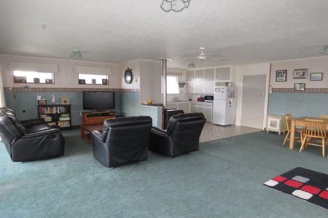 Photo of property in 71 Harvey Street, Grasmere, Invercargill, 9810